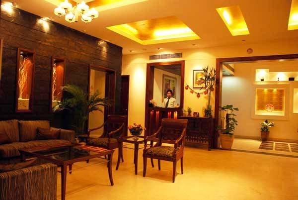 Dolphinn Delhi  Exterior photo